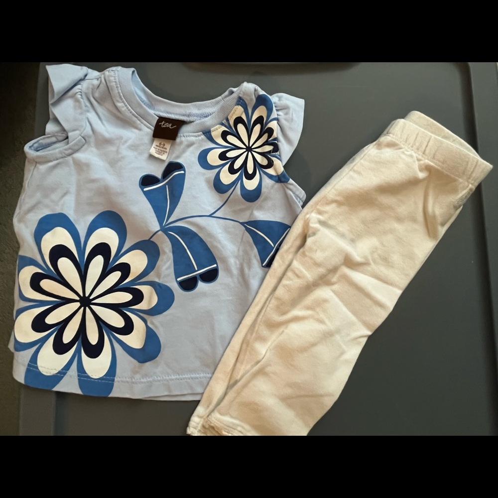 Tea Collection flowered top and bottoms